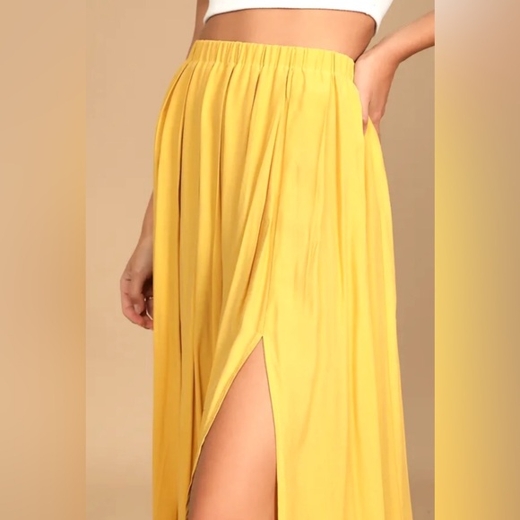 Lulu’s If You Pleats Yellow Pleated Maxi Skirt - Picture 3 of 9